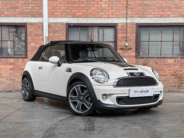 Mini cooper s cabriolet 1.6 163pk 2010, l-503-bx - afbeelding 36 van  40