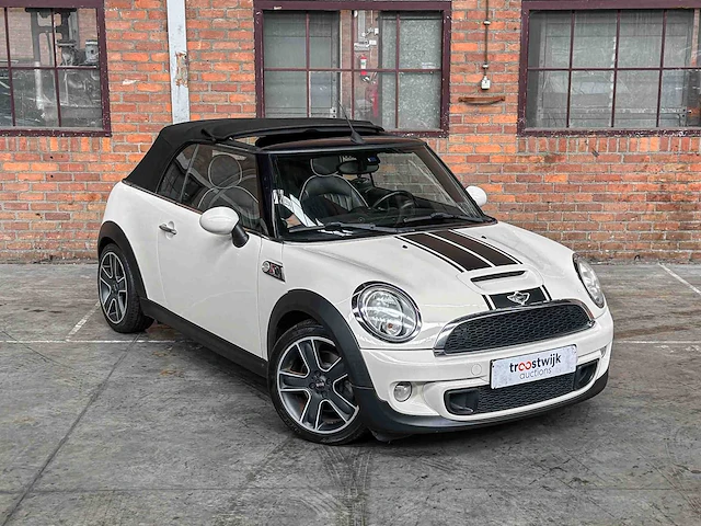 Mini cooper s cabriolet 1.6 163pk 2010, l-503-bx - afbeelding 37 van  40