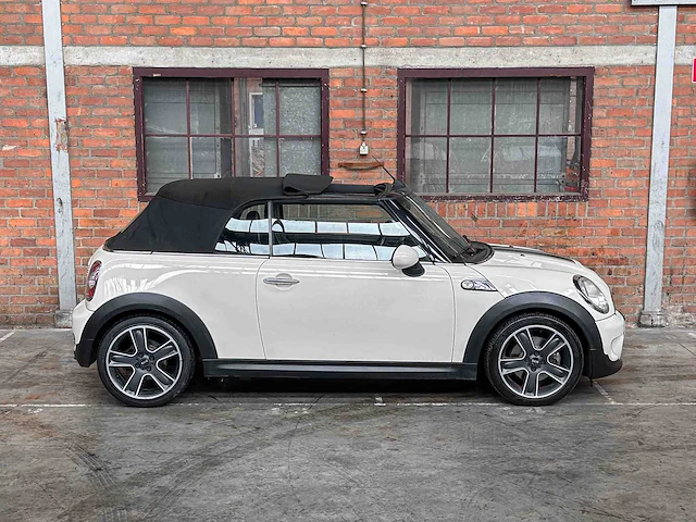 Mini cooper s cabriolet 1.6 163pk 2010, l-503-bx - afbeelding 39 van  40