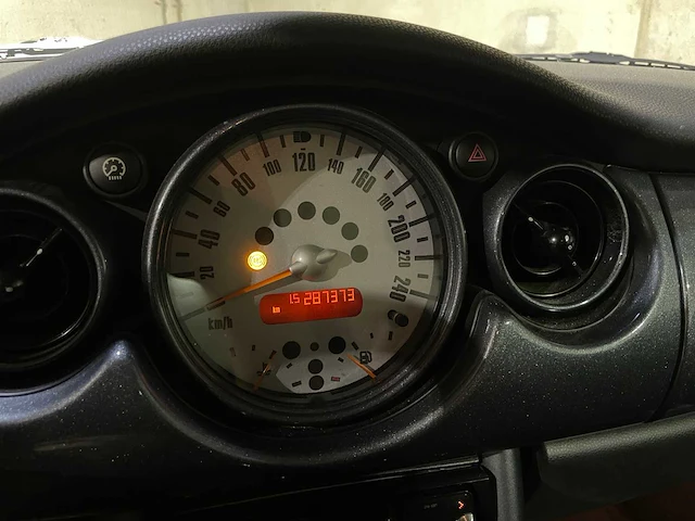 Mini cooper s chili 1.6 163pk 2003, 99-tp-dd - afbeelding 25 van  42