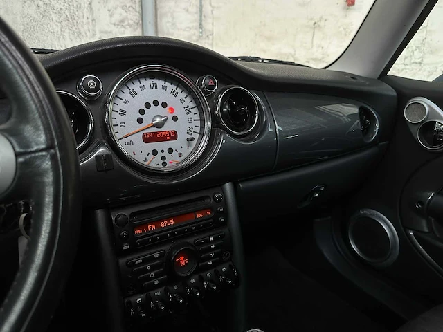 Mini cooper s chili 1.6 163pk 2004, 30-sb-jz - afbeelding 18 van  38
