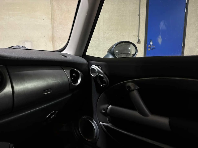 Mini cooper s chili 1.6 170pk 2004, 04-xgv-2 - afbeelding 20 van  36