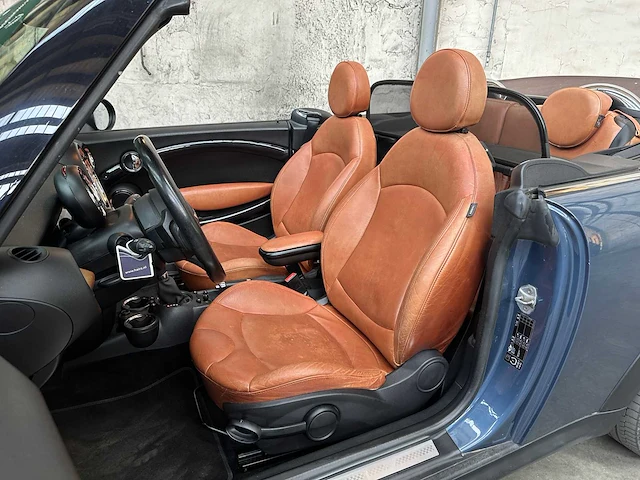 Mini cooper s chili cabriolet 1.6 184pk 2010 (automaat), 42-nvf-9 - afbeelding 25 van  37
