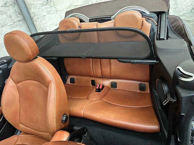 Mini cooper s chili cabriolet 1.6 184pk 2010 (automaat), 42-nvf-9 - afbeelding 26 van  37