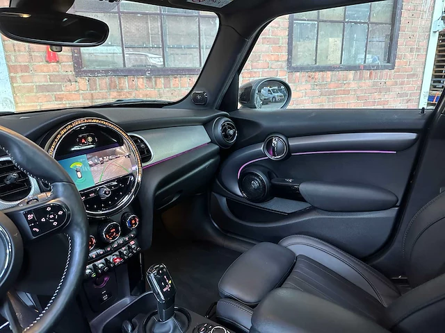 Mini cooper s jcw 2.0 161pk 2021, x-565-gz - afbeelding 14 van  46