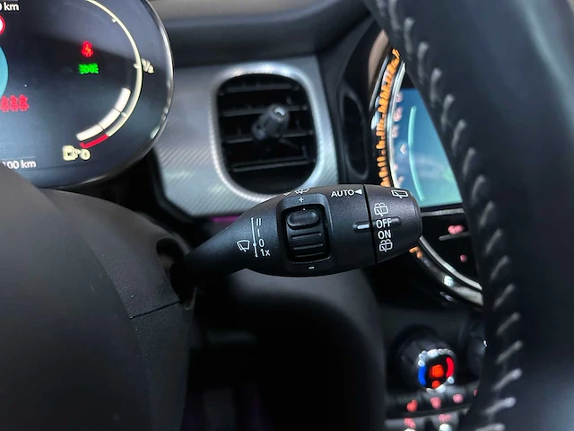 Mini cooper s jcw 2.0 161pk 2021, x-565-gz - afbeelding 19 van  46