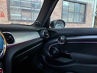 Mini cooper s jcw 2.0 161pk 2021, x-565-gz - afbeelding 26 van  46