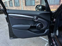 Mini cooper s jcw 2.0 161pk 2021, x-565-gz - afbeelding 27 van  46
