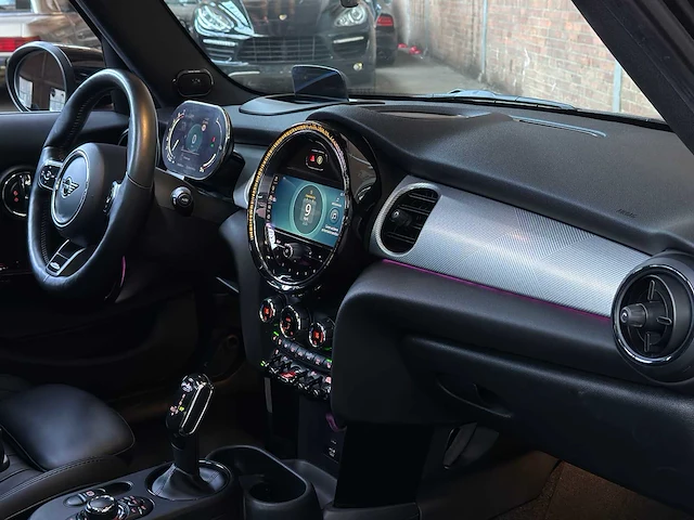 Mini cooper s jcw 2.0 161pk 2021, x-565-gz - afbeelding 33 van  46