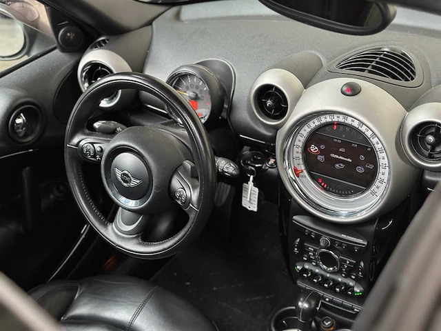 Mini countryman 1.6 cooper s chili 184pk 2010, 9-tvk-87 - afbeelding 31 van  45