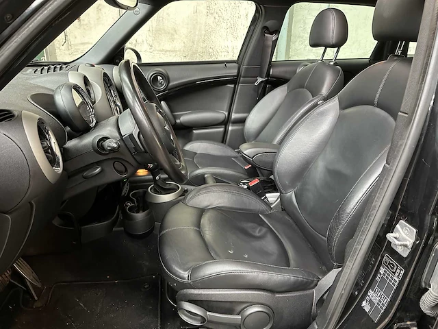 Mini countryman 1.6 cooper s chili 184pk 2010, 9-tvk-87 - afbeelding 32 van  45