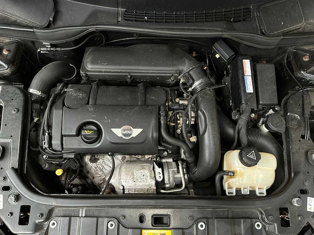 Mini countryman 1.6 cooper s chili 184pk 2010, 9-tvk-87 - afbeelding 38 van  45