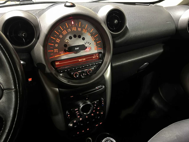 Mini countryman 1.6 one d business line 90pk 2011, kx-948-b - afbeelding 19 van  40