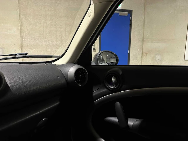 Mini countryman 1.6 one d business line 90pk 2011, kx-948-b - afbeelding 21 van  40