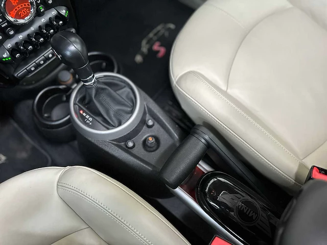 Mini countryman cooper s chili 1.6 -automaat- 184pk 2012, 86-xtj-8 - afbeelding 21 van  51