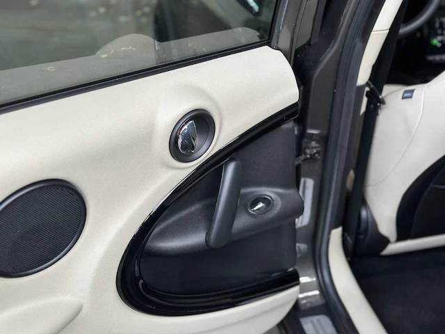 Mini countryman cooper s chili 1.6 -automaat- 184pk 2012, 86-xtj-8 - afbeelding 31 van  51