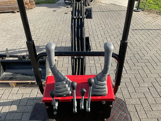 Mini graafmachine met toebehoren - afbeelding 5 van  21