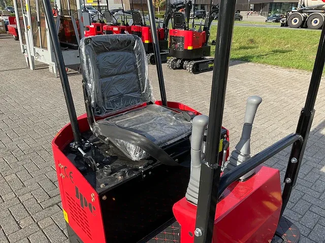 Mini graafmachine met toebehoren - afbeelding 6 van  21
