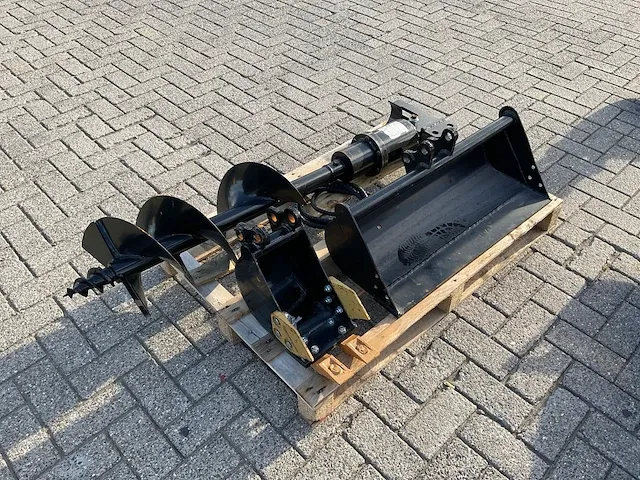 Mini graafmachine met toebehoren - afbeelding 27 van  27