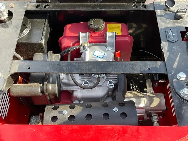 Mini graafmachine met toebehoren - afbeelding 11 van  21