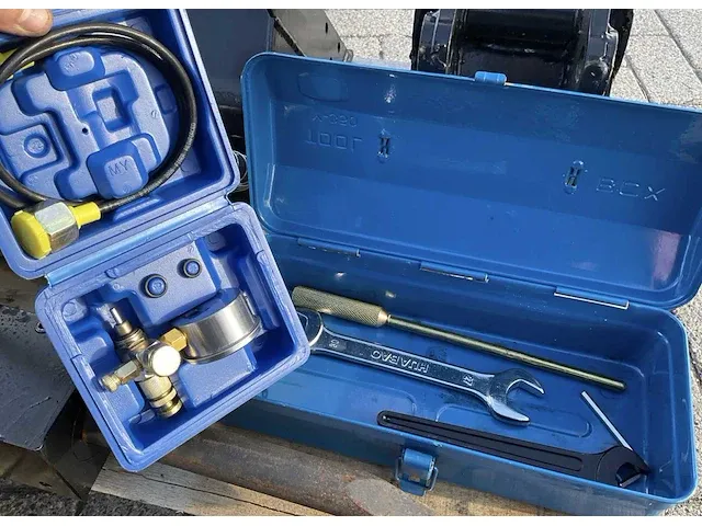 Mini graafmachine met toebehoren - afbeelding 21 van  23
