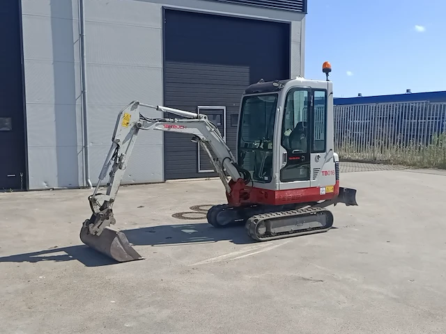 Mini graafmachine, takeuchi, tb016, 2011 - afbeelding 23 van  40
