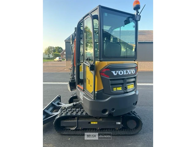 Mini graafmachine volvo ec27d - afbeelding 7 van  10