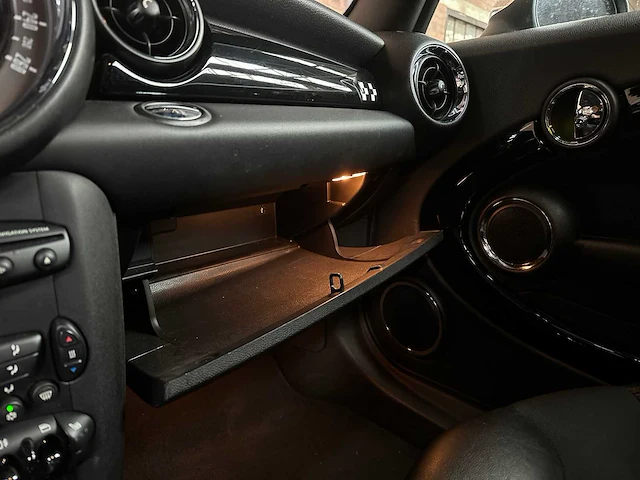 Mini john cooper works 1.6 211pk 2012 (origineel-nl), 31-xkz-3 - afbeelding 51 van  87