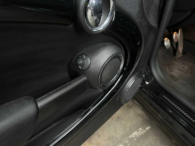 Mini john cooper works 1.6 211pk 2012 (origineel-nl), 31-xkz-3 - afbeelding 53 van  87