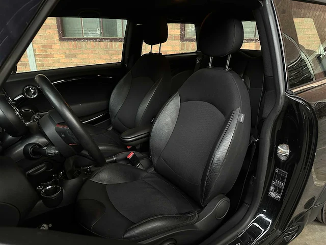 Mini john cooper works 1.6 211pk 2012 (origineel-nl), 31-xkz-3 - afbeelding 65 van  87