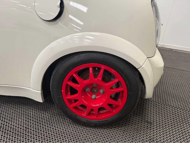 Mini mini - circuit auto - personenauto - 2001 - afbeelding 19 van  30