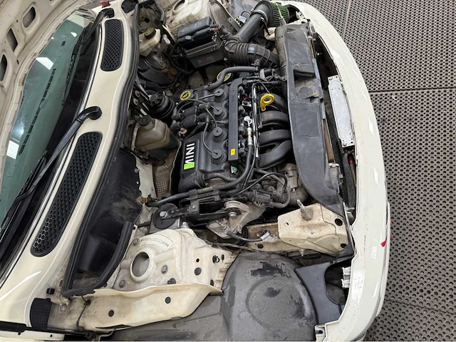 Mini mini - circuit auto - personenauto - 2001 - afbeelding 22 van  30