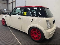 Mini mini - circuit auto - personenauto - 2001 - afbeelding 25 van  30