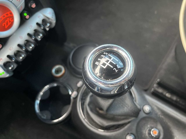 Mini mini 1.6 cooper s chili 2009 | 27-jfd-8 - afbeelding 19 van  24