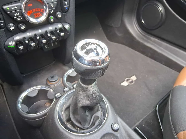 Mini mini 2.0 cooper sd 10 years ii car 2011 | 82-zvn-8 - afbeelding 18 van  32