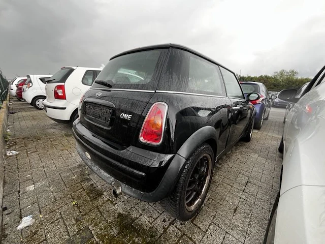Mini mini, 2002 - afbeelding 26 van  30