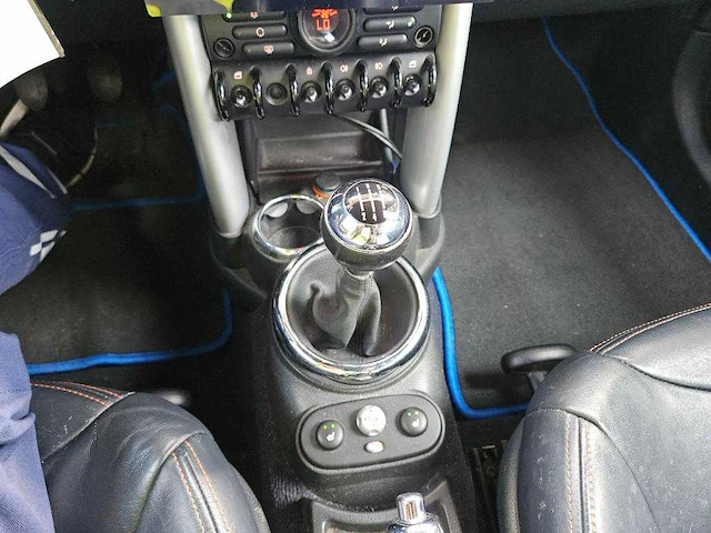 Mini mini cabrio 1.6 cooper chili 2005 | 81-tb-vp - afbeelding 2 van  21