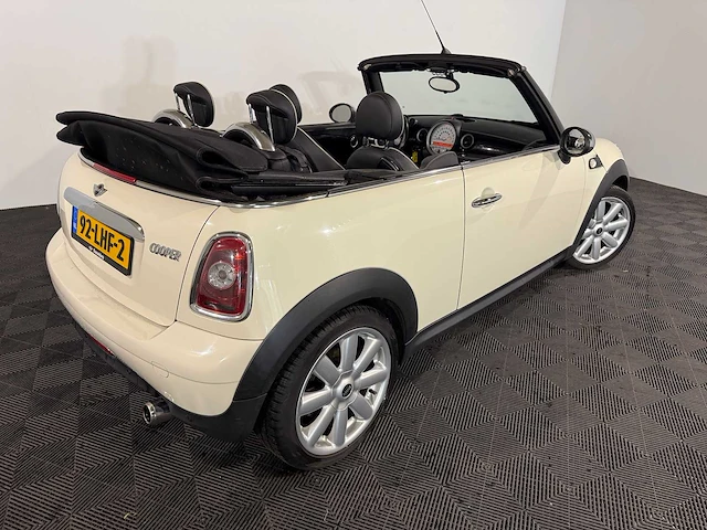 Mini mini cabrio 1.6 cooper chili, 92-lhf-2 - afbeelding 12 van  16