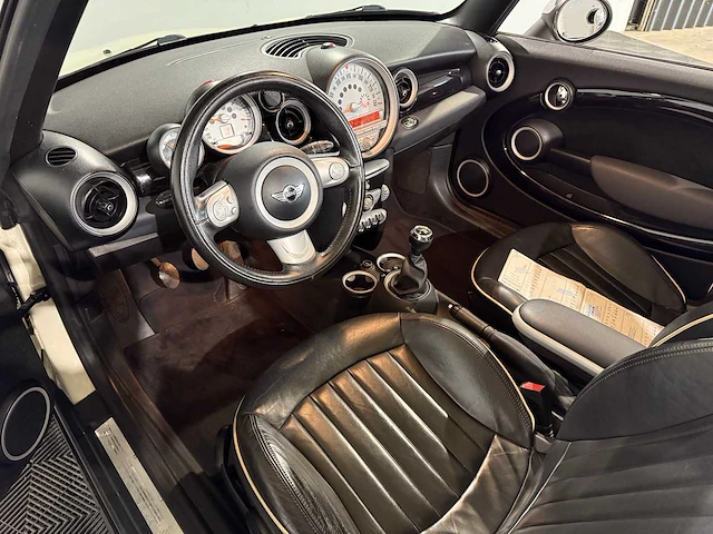Mini mini cabrio 1.6 cooper chili, 92-lhf-2 - afbeelding 2 van  16