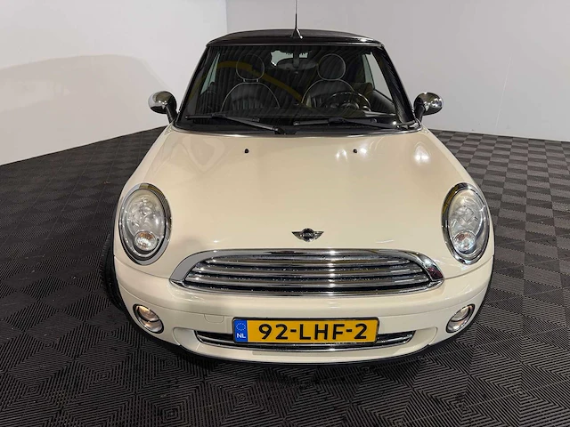 Mini mini cabrio 1.6 cooper chili, 92-lhf-2 - afbeelding 8 van  16