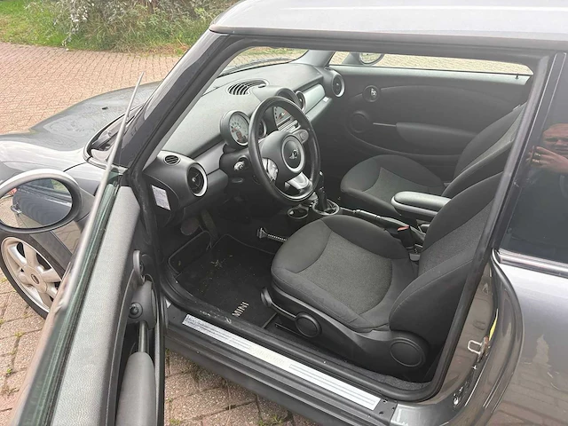 Mini mini clubman 1.4 one anniv. bus. nap automaat airco cruise, 61-jzr-1 - afbeelding 15 van  25