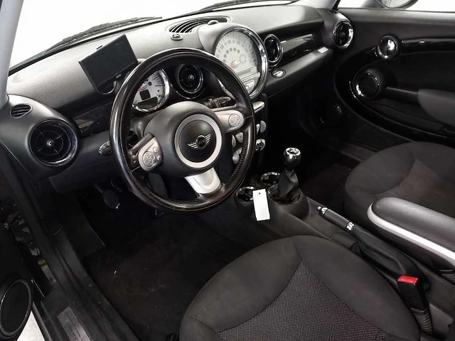 Mini mini clubman 1.4 one anniv. mkii , 20-knt-3 - afbeelding 13 van  17
