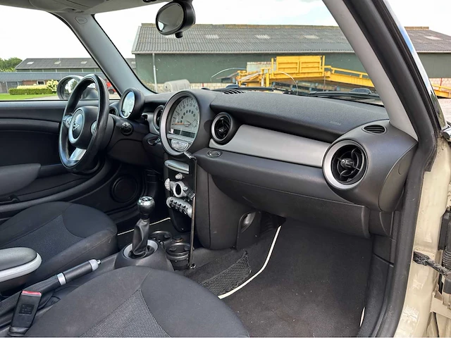 Mini mini cooper 2007 benzine - afbeelding 16 van  41