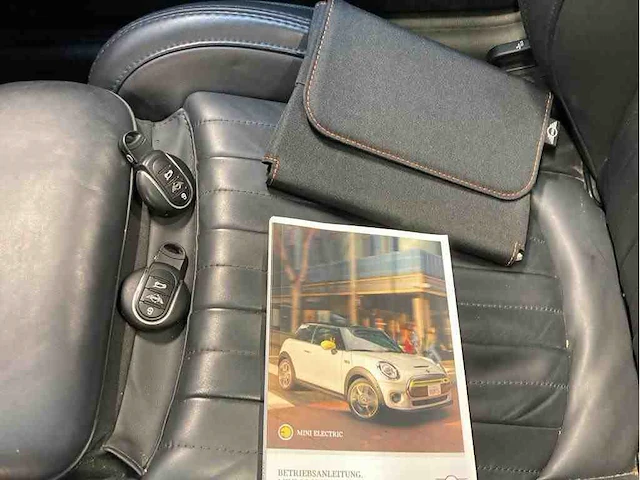 Mini mini electric cooper se 33 kwh 135kw automaat 2020 - afbeelding 4 van  20