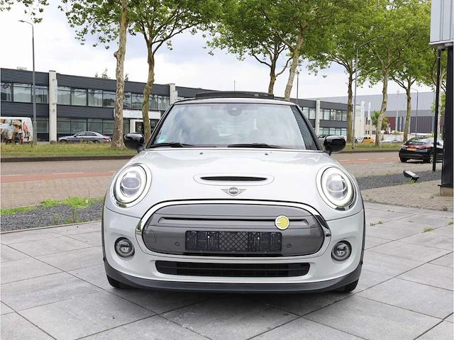 Mini mini electric cooper se 33 kwh 135kw automaat 2020 - afbeelding 33 van  34