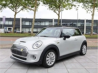Mini mini electric cooper se 33 kwh 135kw automaat 2020 - afbeelding 34 van  34