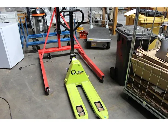 Mini palletwagen lifter by pramac. lengte lepels 80 cm. - afbeelding 1 van  2