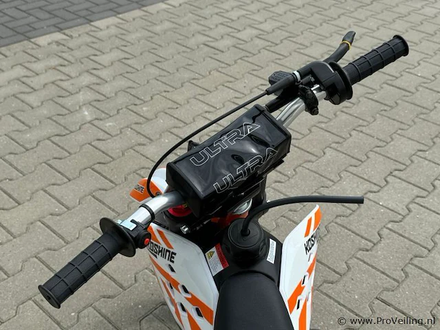 Mini pitbike ultramotocross koshine 49cc (kickstart) - afbeelding 6 van  6