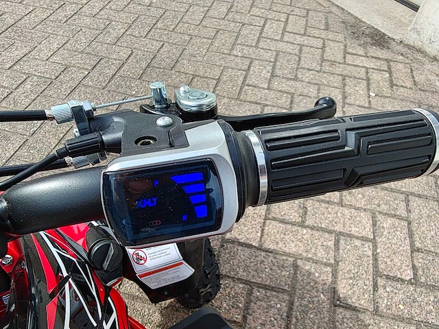 Mini quad electrisch 800 watt - afbeelding 7 van  18