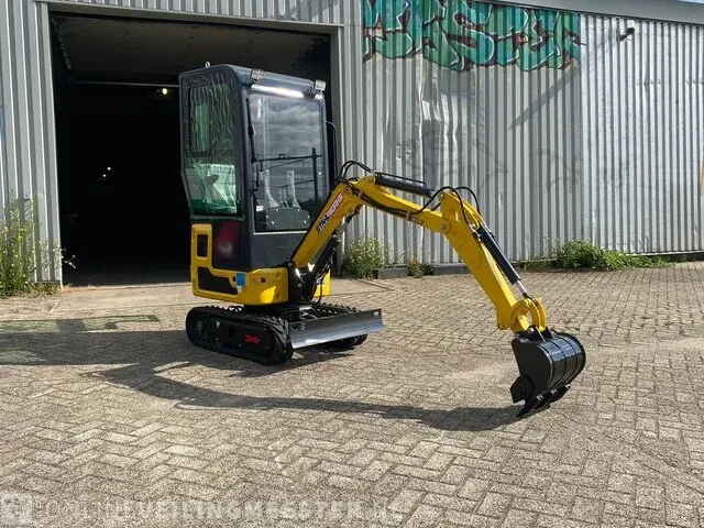 Mini rupsgraafmachine stahlworks, hl320, geel, bouwjaar 2023 - afbeelding 5 van  12